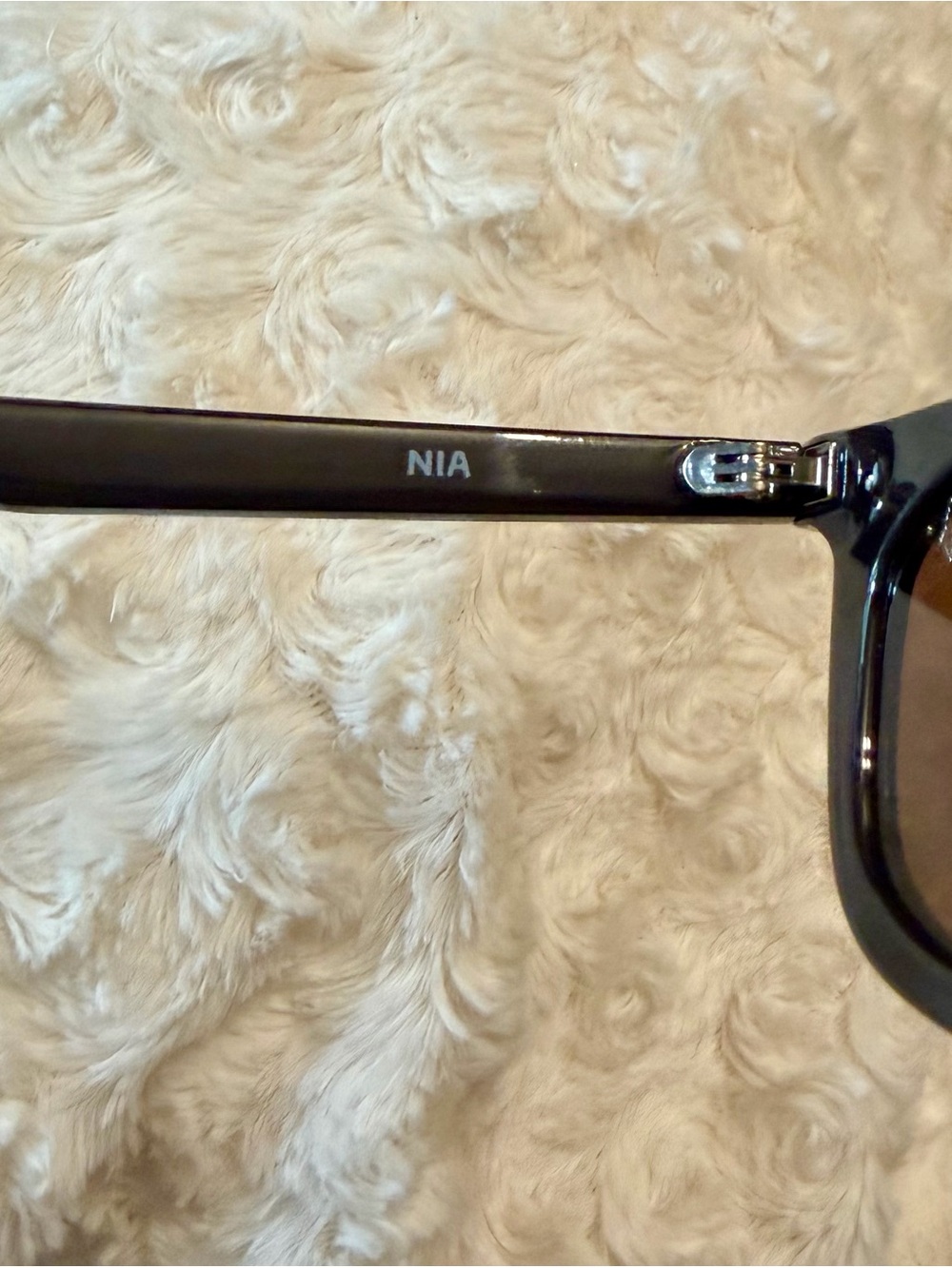 OTRA EYEWARE  Chocolate Sunglasses In Nia - Picture 6 of 14